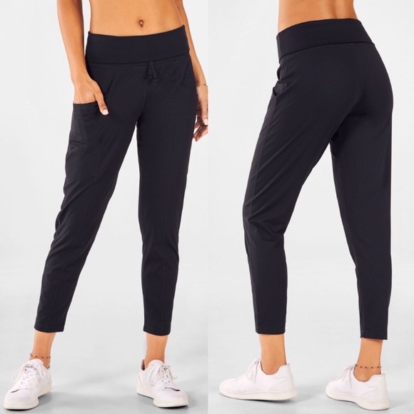 Fabletics Pants - Fabletics Black Maj Pant II Jogger Size Medium
